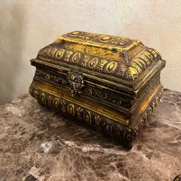 Vintage Fluer Dis Lis Metal Tray with Handles and trinket box - Picture 6 of 8